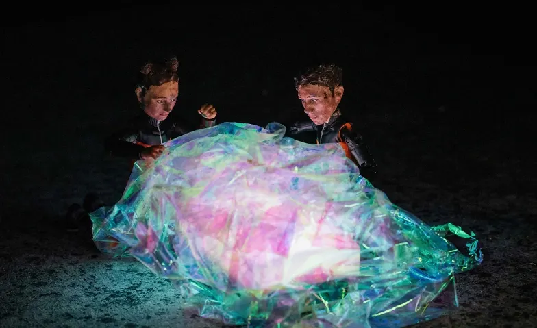 Wie Ida einen Schatz versteckt und Jakub keinen findet