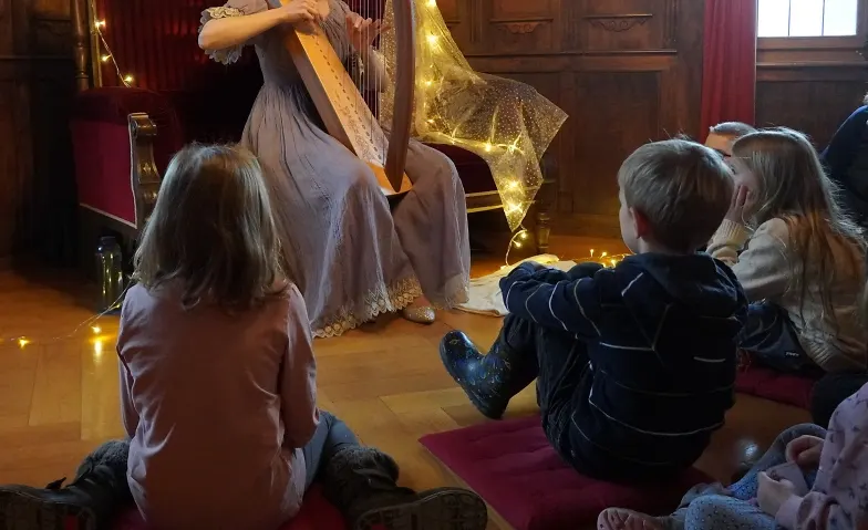 Zuger Märlisunntig in der Burg Zug