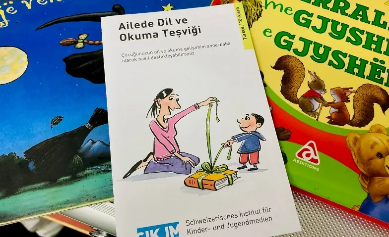 Schenk mir eine Geschichte - Türkisch -